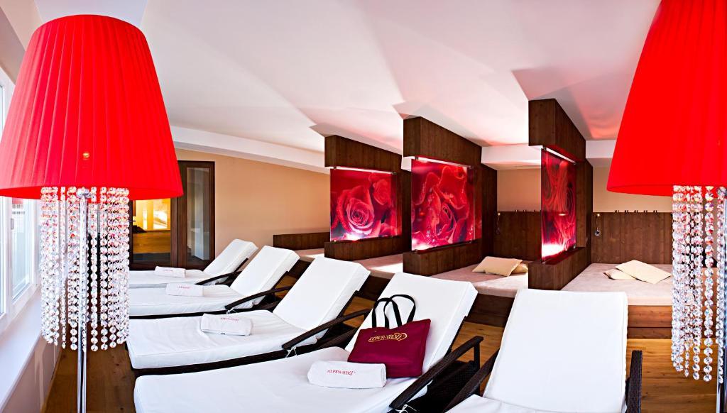 Alpen-Herz Romantik & Spa - Adults Only Ladis Exterior foto